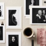 Ideas para una sesión de fotos: cómo organizarlas con criterio Mesa de inspiración con retratos en blanco y negro, telas rosa empolvado y café: ideas para una sesión de fotos en La Gallarda